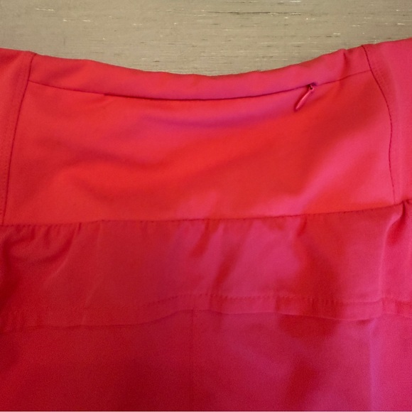 Gottex Women's Vibrant Hot Pink Coral Red lined Athletic Shorts - Picture 6 of 6